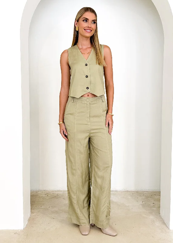 riella-vest-olive