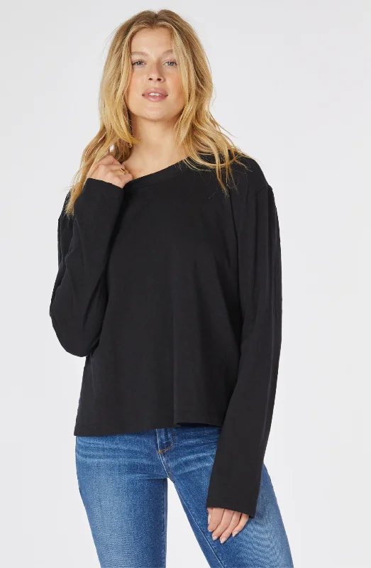 Long Sleeve Crop Boxy Crew Tee in Black