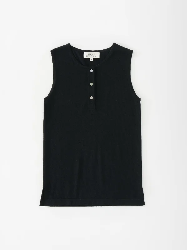 acea-knit-vest-in-black