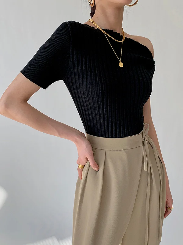 asymmetrical-neck-one-shoulder-off-knit-top