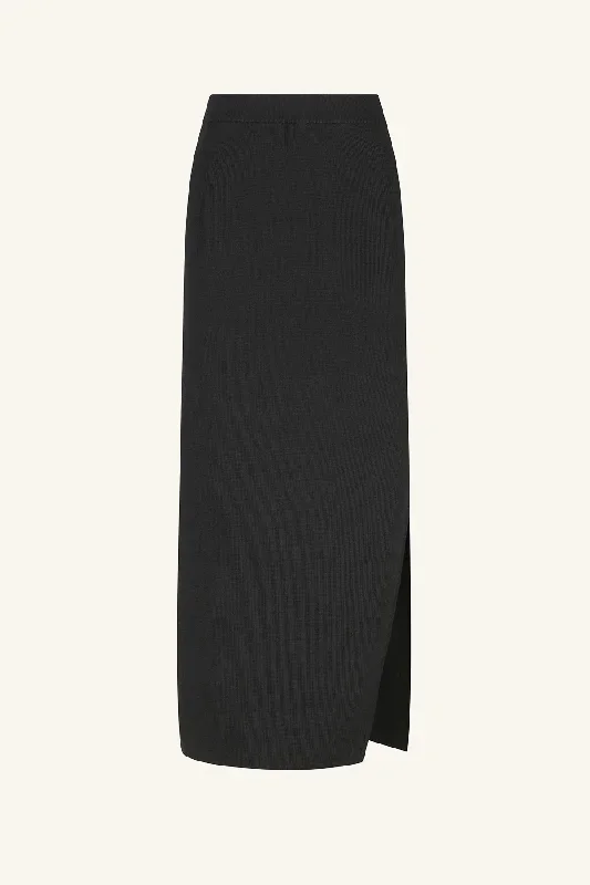 basic-midi-skirt-with-split-black