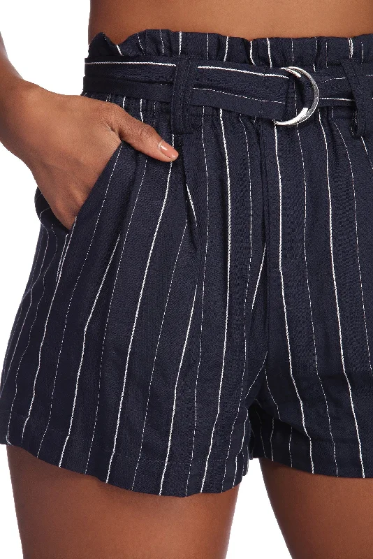 belted-and-striped-high-waist-shorts-064031048001