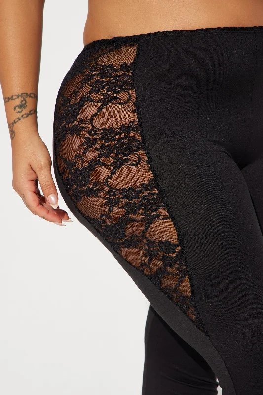 beneath-the-thorns-lace-capri-legging-black