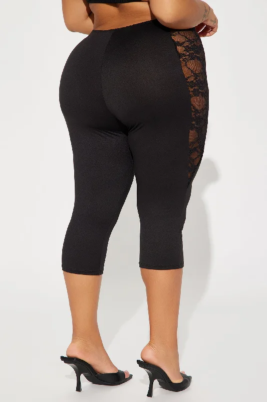 beneath-the-thorns-lace-capri-legging-black