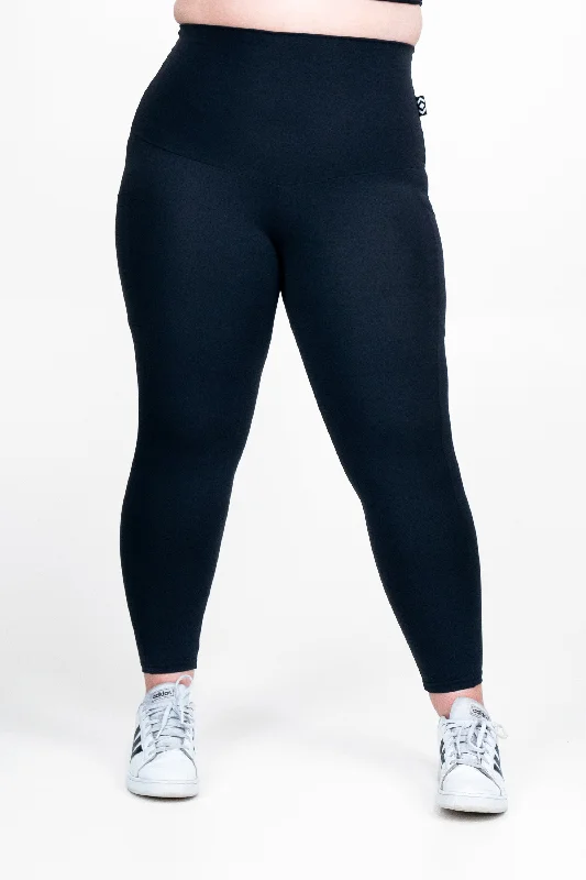 black-body-contouring-panel-pocket-extra-high-waisted-7-8-leggings