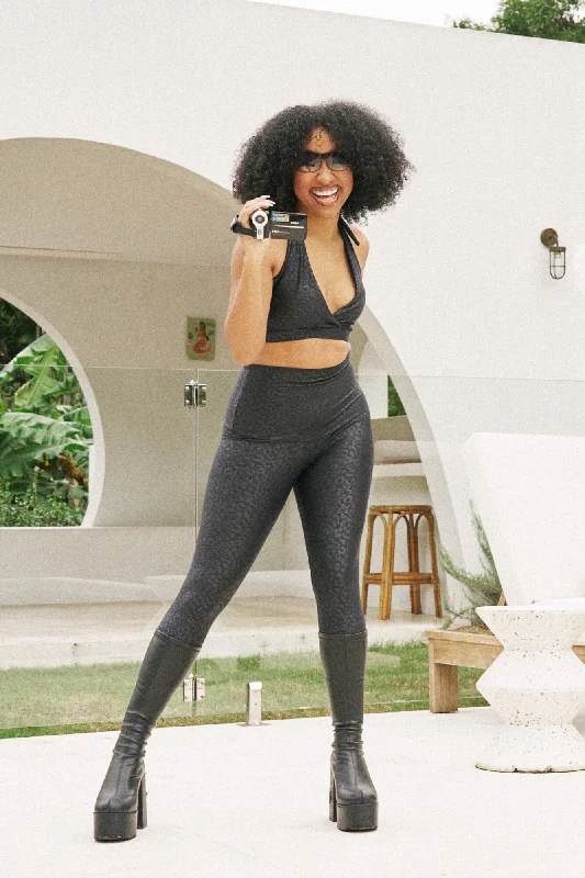 Black Exotic Touch Jag - Extra High Waisted Capri Leggings