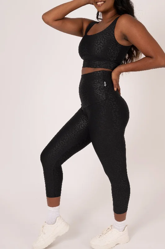 black-exotic-touch-jag-extra-high-waisted-capri-leggings-r2w