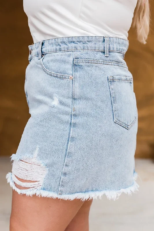 dont-think-twice-light-wash-distressed-denim-skirt