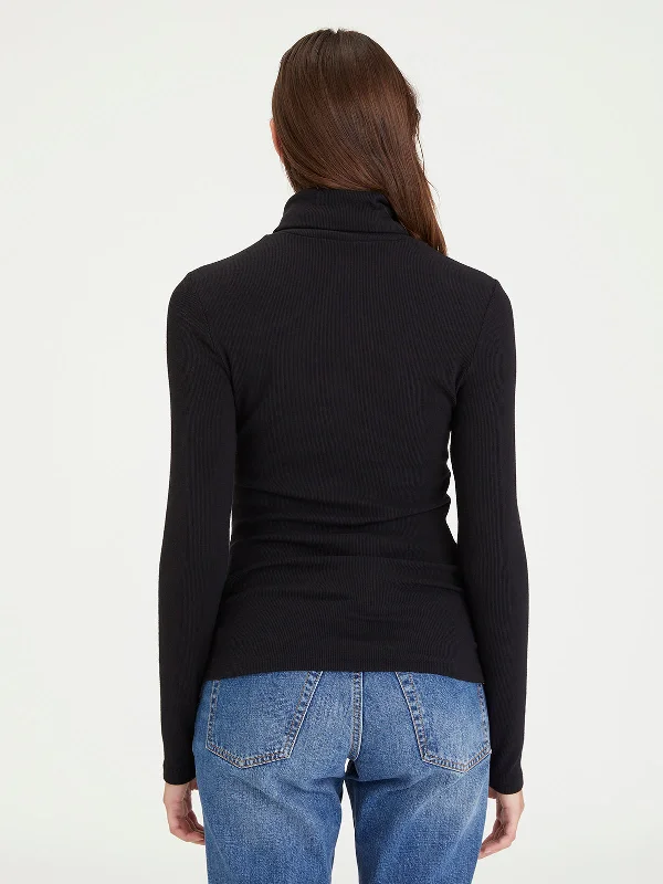 essential-turtleneck-top-black