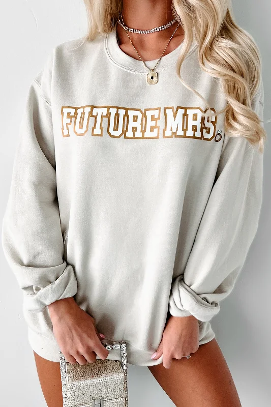 future-mrs-metallic-graphic-crewneck-sand-print-on-demand