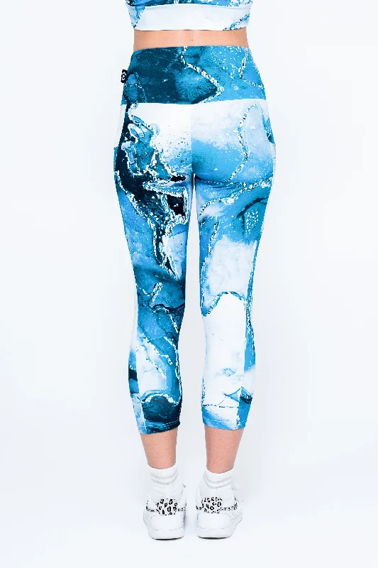 glacier-girl-body-contouring-panel-pocket-high-waisted-capri-leggings