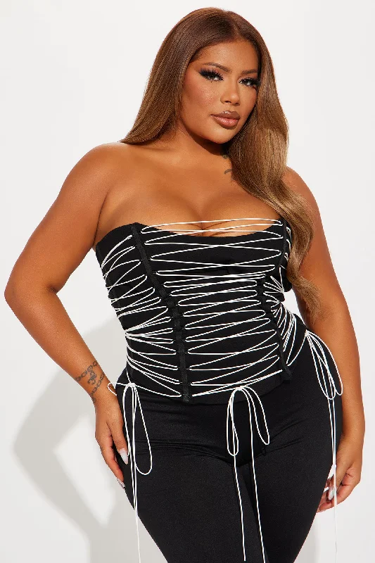 hot-list-strappy-corset-top-black-white