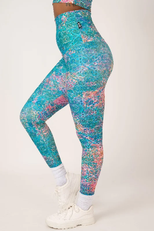 mandala-rainbow-performance-extra-high-waisted-leggings