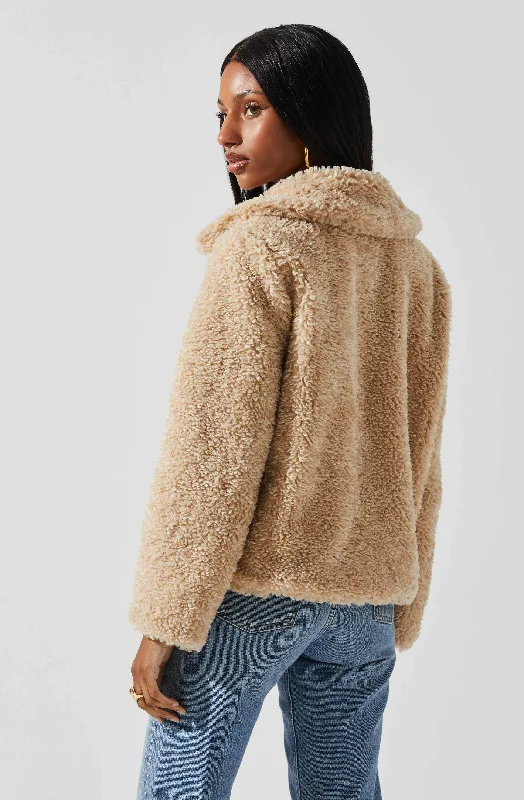 miley-faux-sherpa-jacket