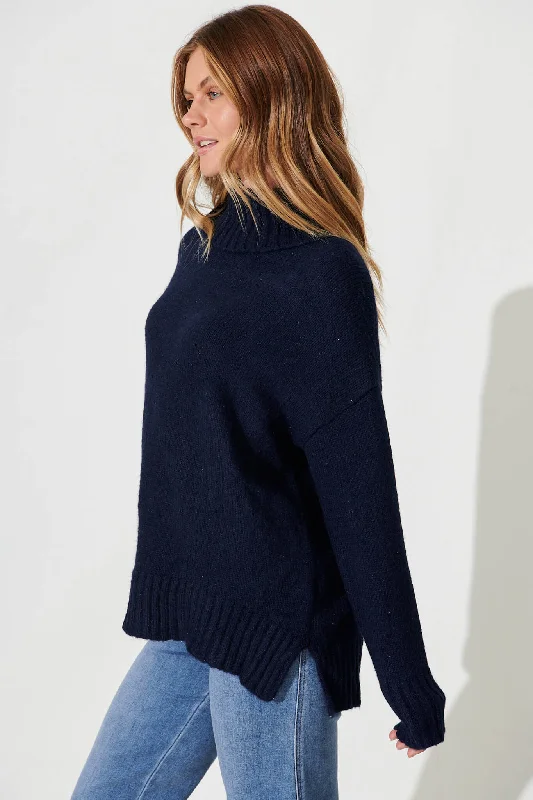 minogue-knit-in-navy-wool-blend