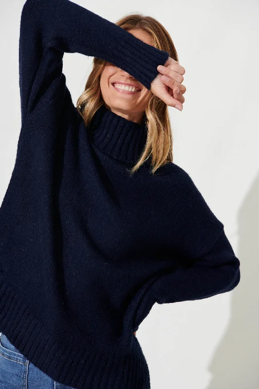 minogue-knit-in-navy-wool-blend