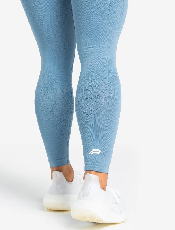 move-seamless-leggings-sky-blue