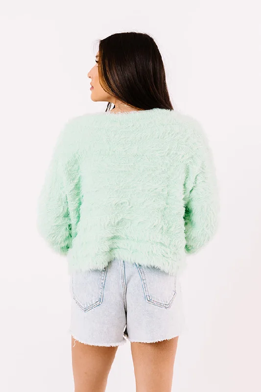 peaceful-weekend-eyelash-knit-sweater