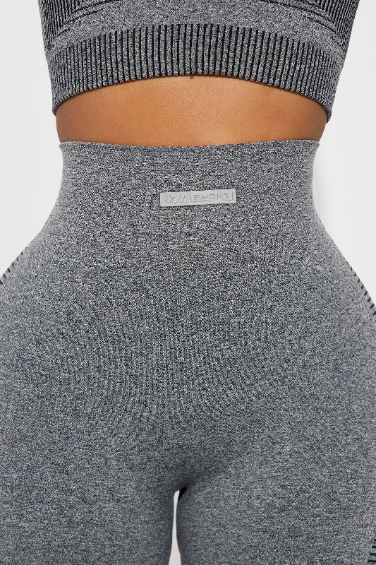 pump-infinity-seamless-shaping-active-legging-heather-grey