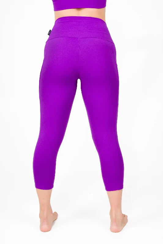 purple-body-contouring-panel-pocket-high-waisted-capri-leggings