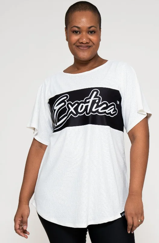 r2w-white-bball-mesh-exotica-boyfriend-tee