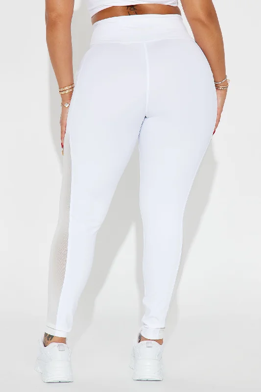 relay-elevate-active-legging-white