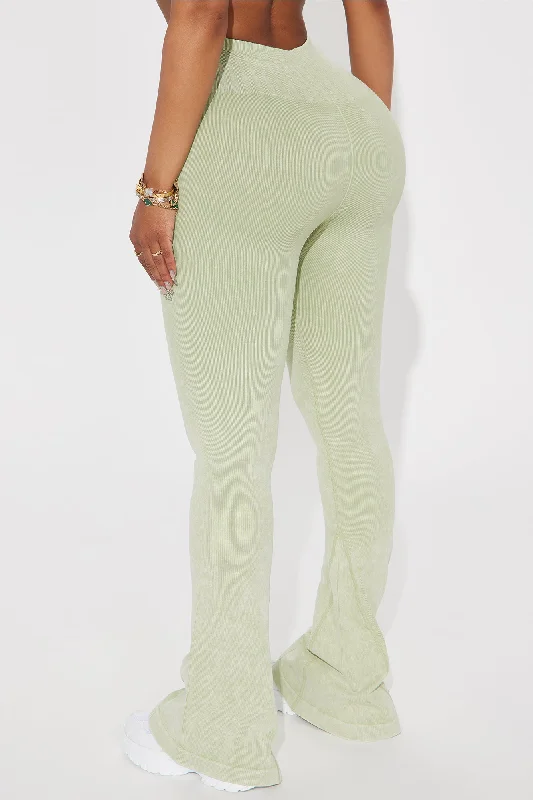 release-active-flare-leggings-sage