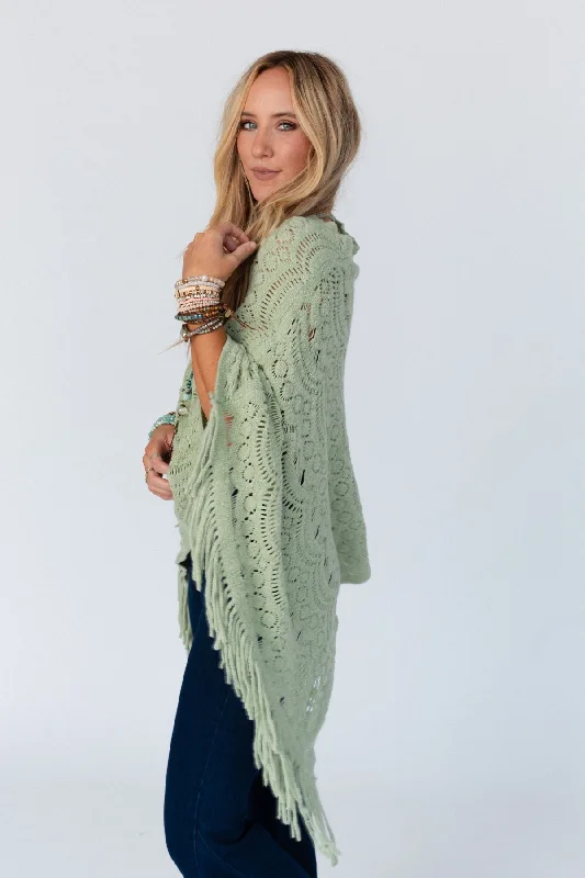 sea-beyond-lace-poncho-sage