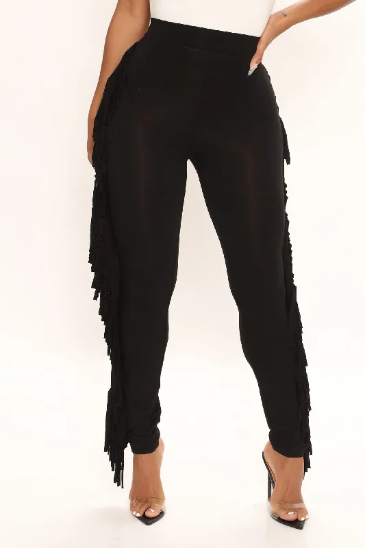 Shake It Like a Fringe Shaker Legging - Black