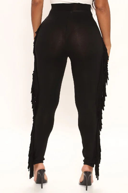 shake-it-like-a-fringe-shaker-legging-black