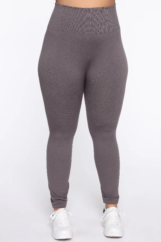 smooth-it-out-high-rise-legging-charcoal