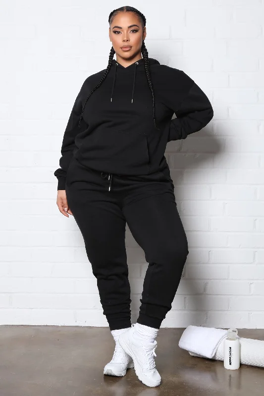 sport-essential-oversized-jogger-black